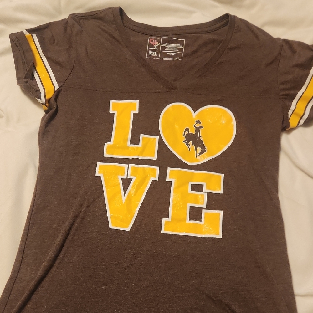 Wyoming Cowboys Tee